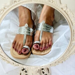 Silver flat Kolhapuris